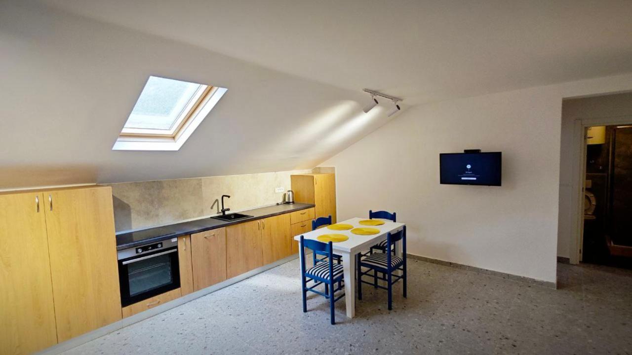 Apartmani Radovic Bijela Exterior foto