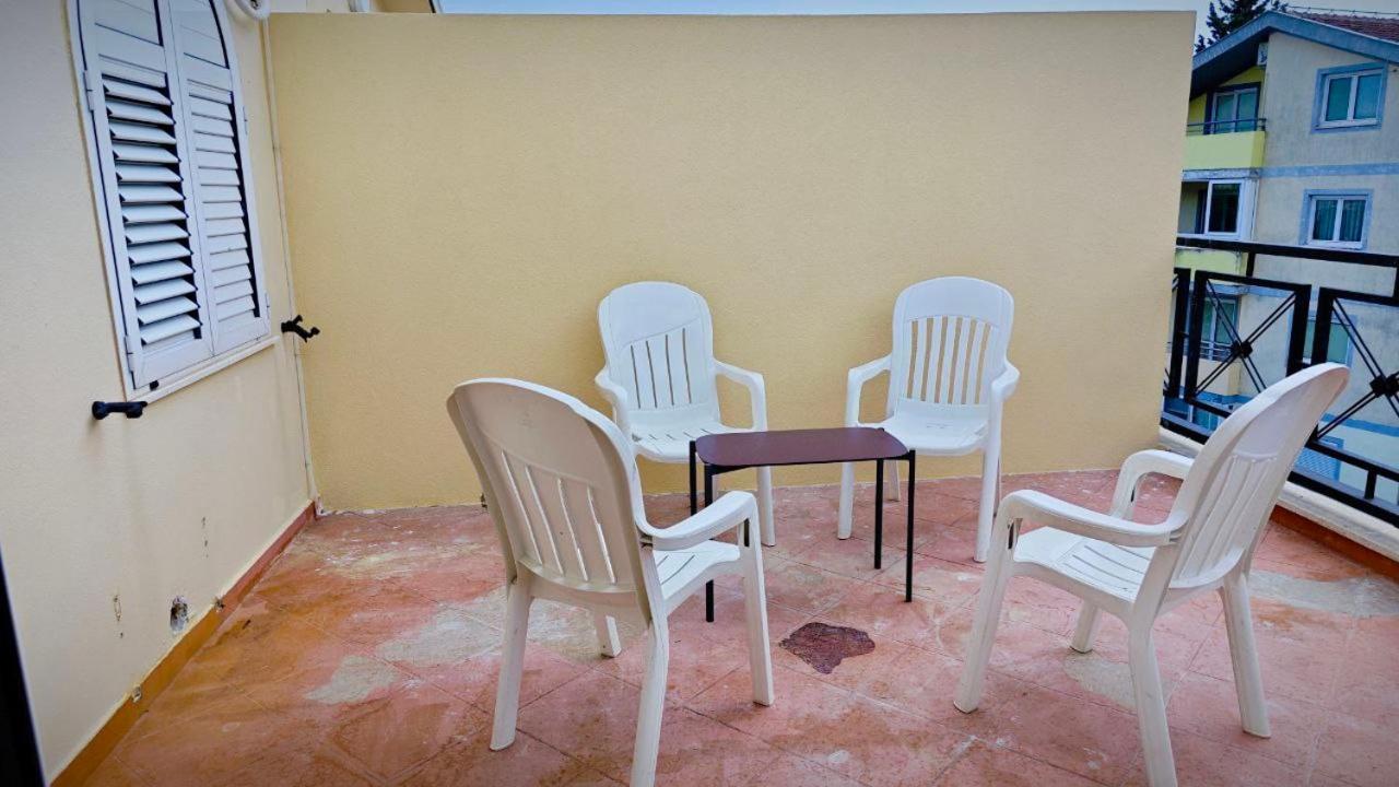 Apartmani Radovic Bijela Exterior foto